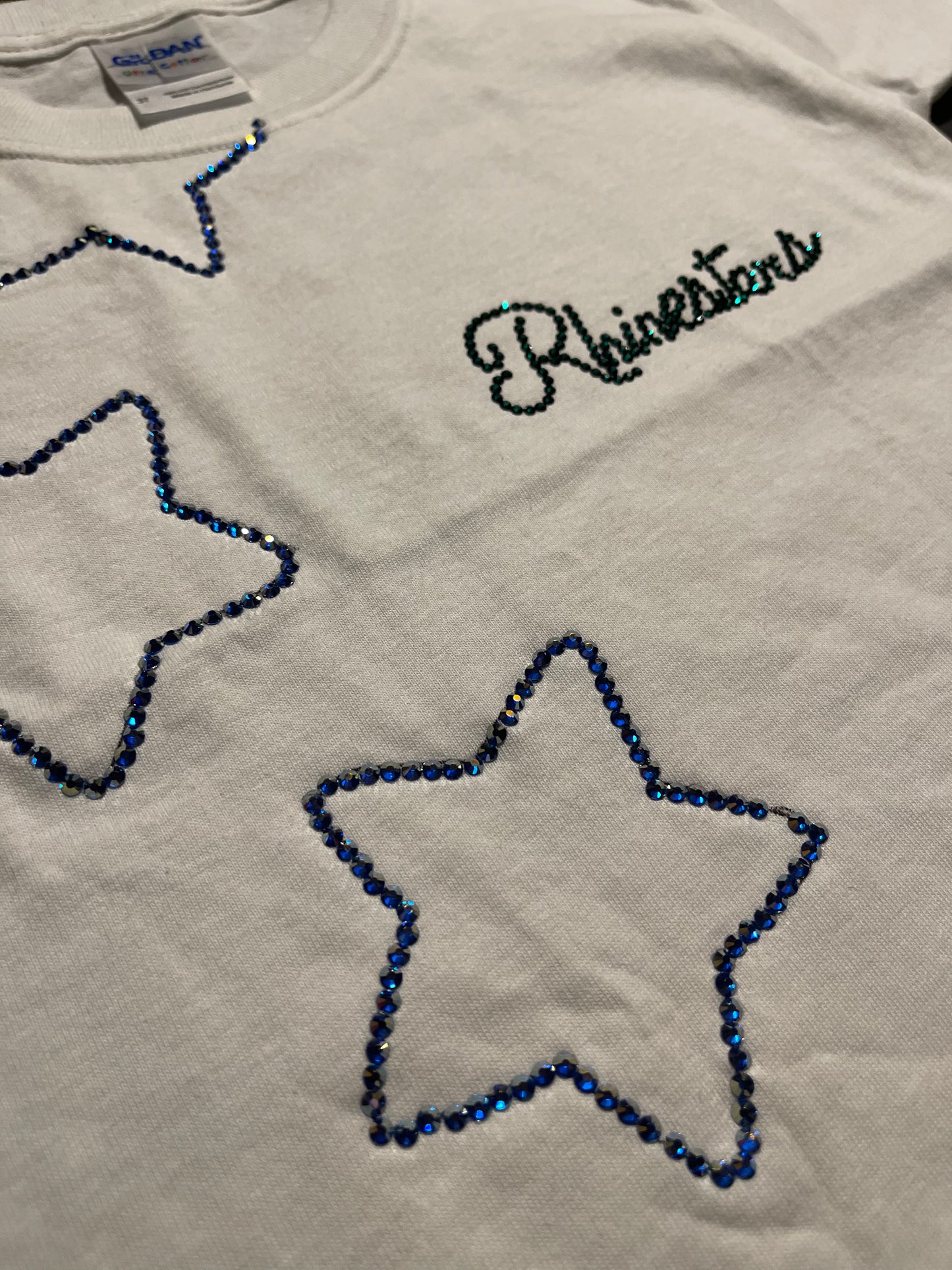 Rhinestars blue tundra star align Rhinestone shirt(size6)